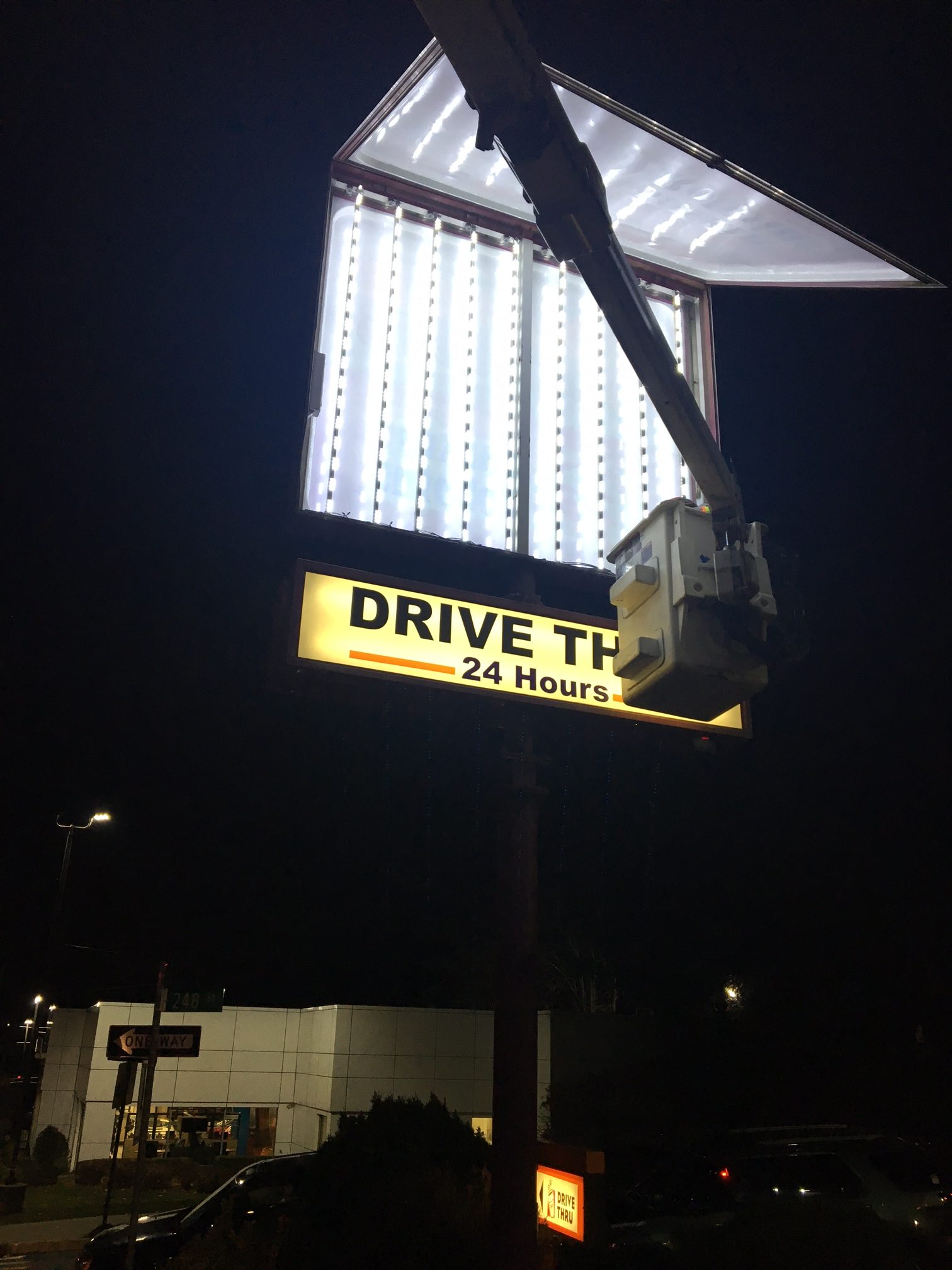 About NYC Neon Sign Installation & Repair